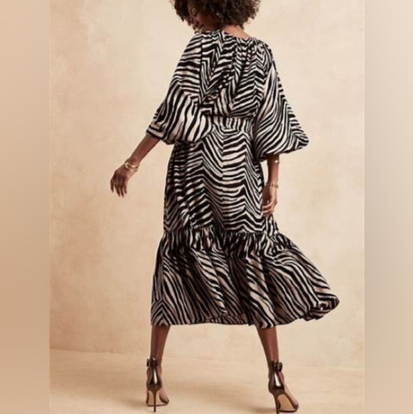 Banana Republic 100% Silk Zebra Long Sleeve Dress - Picture 9 of 10